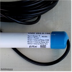 The EMX VMD202-30M Wand is designed to detect iron based metal in motion.