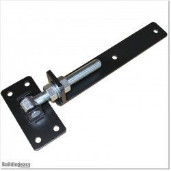 Truly little gap between the gate and post is possible with this hinge. Distance between post and frame of the gate is 5 to 80mm
