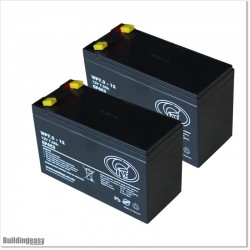 Light duty solar powered sliding gate opener. Kit comes with 24V solar system