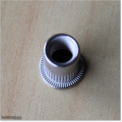 Large Flange Head M10 Aluminium Rivet Nut 16 pieces