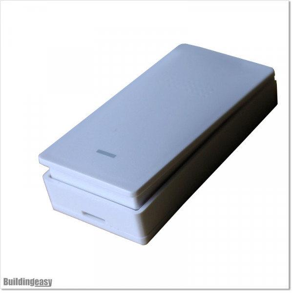 Wireless Push Button works on 433MHz. Works with all of our gate openers. Powered by 2032 Li- Battery (3V)