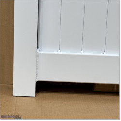 Aluminium Tongue and Groove Gate. Gate is 4.0M wide and gate height is 1.75M. Gate colour is Pure White (RAL9010)
