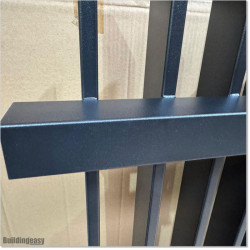 Aluminium Finn Fence 2.4M X 1.75M comes with Brackets and Screws to Install