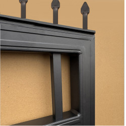 Spearhead Gate is 7400mm wide and gate height is 1830mm. Overall height 1.9M
